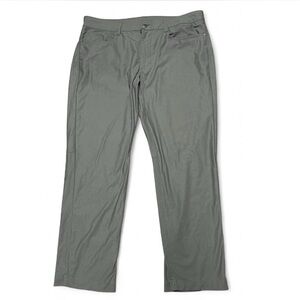 SwissTech Mens Pants Size 36x30L Stretch Straight Leg Outdoors Casual Grey/Green